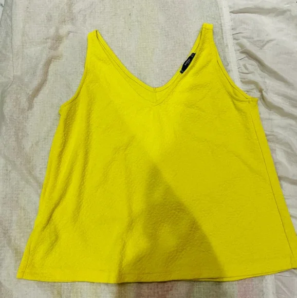 MANGO yellow textured top - Picture 11 of 15